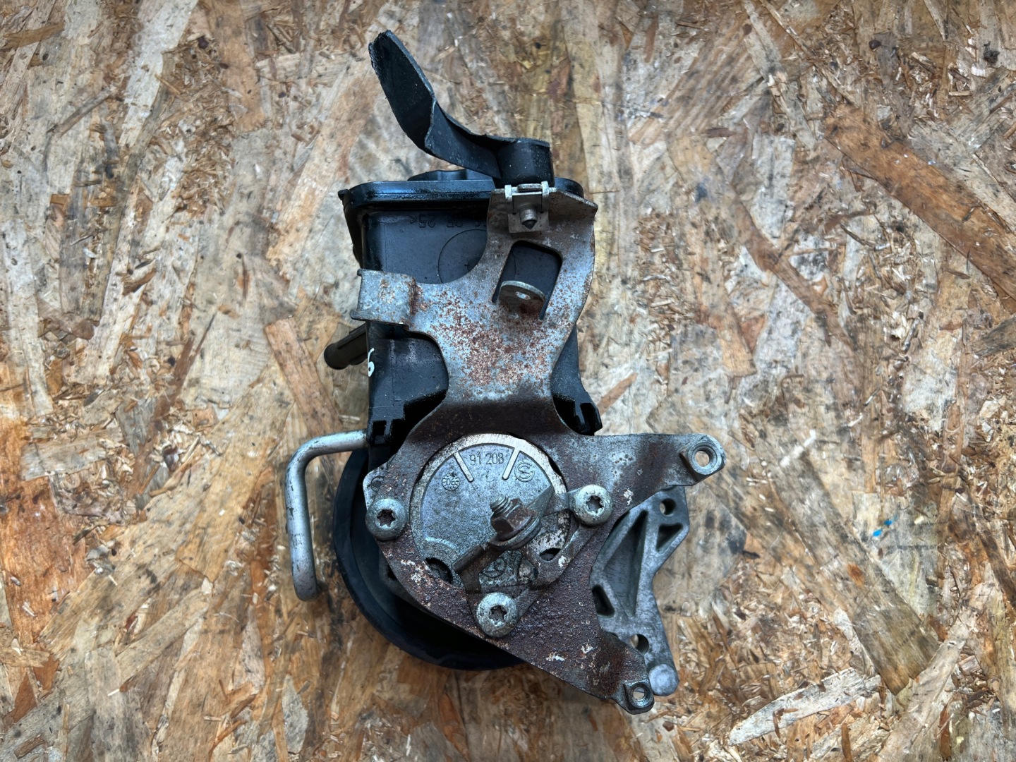 Pompa servosterzo BMW X3 E83 2,0D 127 BAR 7692974536