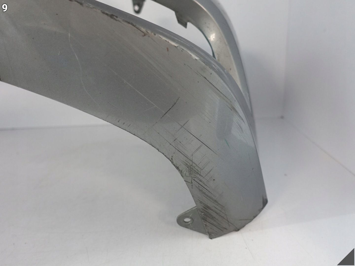 MERCEDES E-KLASA W212 S212 09-12 AVANTGARDE bumper front (washer/6xPDC)