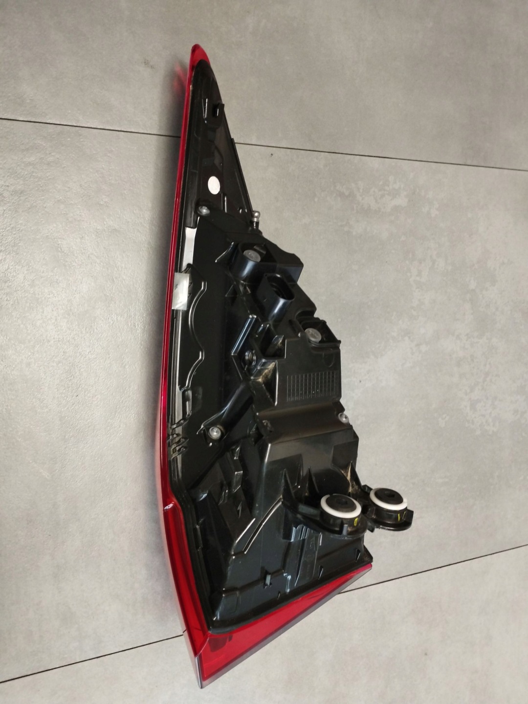 Cupra Formentor light left rear part rear 5FF945207A