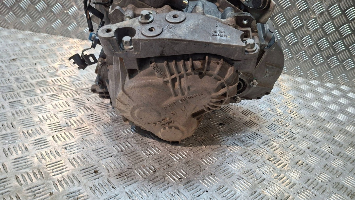 Getriebe 55192042 M32 OPEL ASTRA H ZAFIRA B 1.9 CDTI
