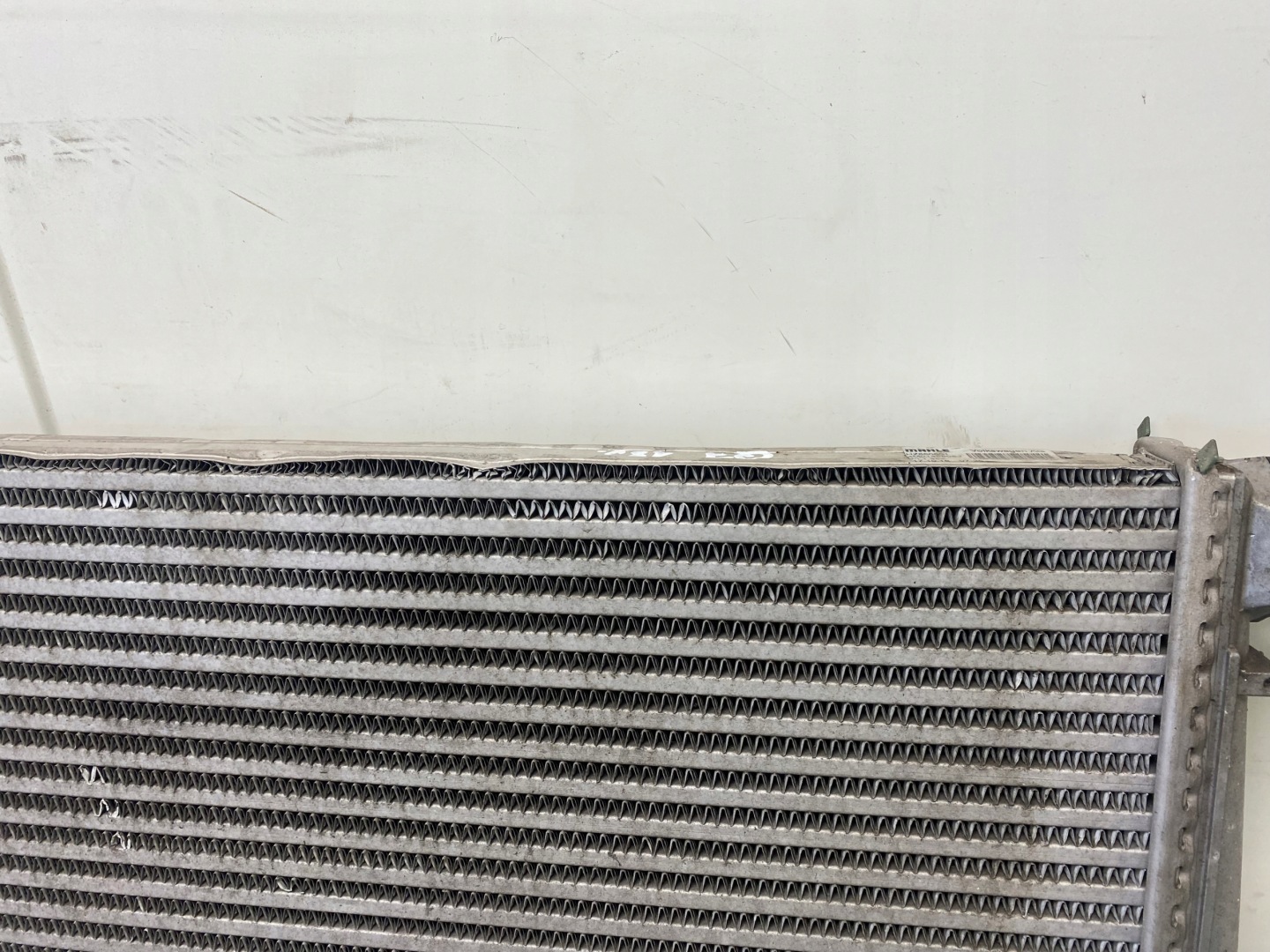 AUDI Q7 3.0 TDI 4M0 radiator intercooler 4M0145805J