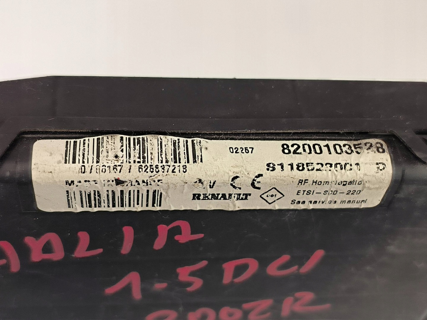 Module BSI 8200103528 RENAULT THALIA