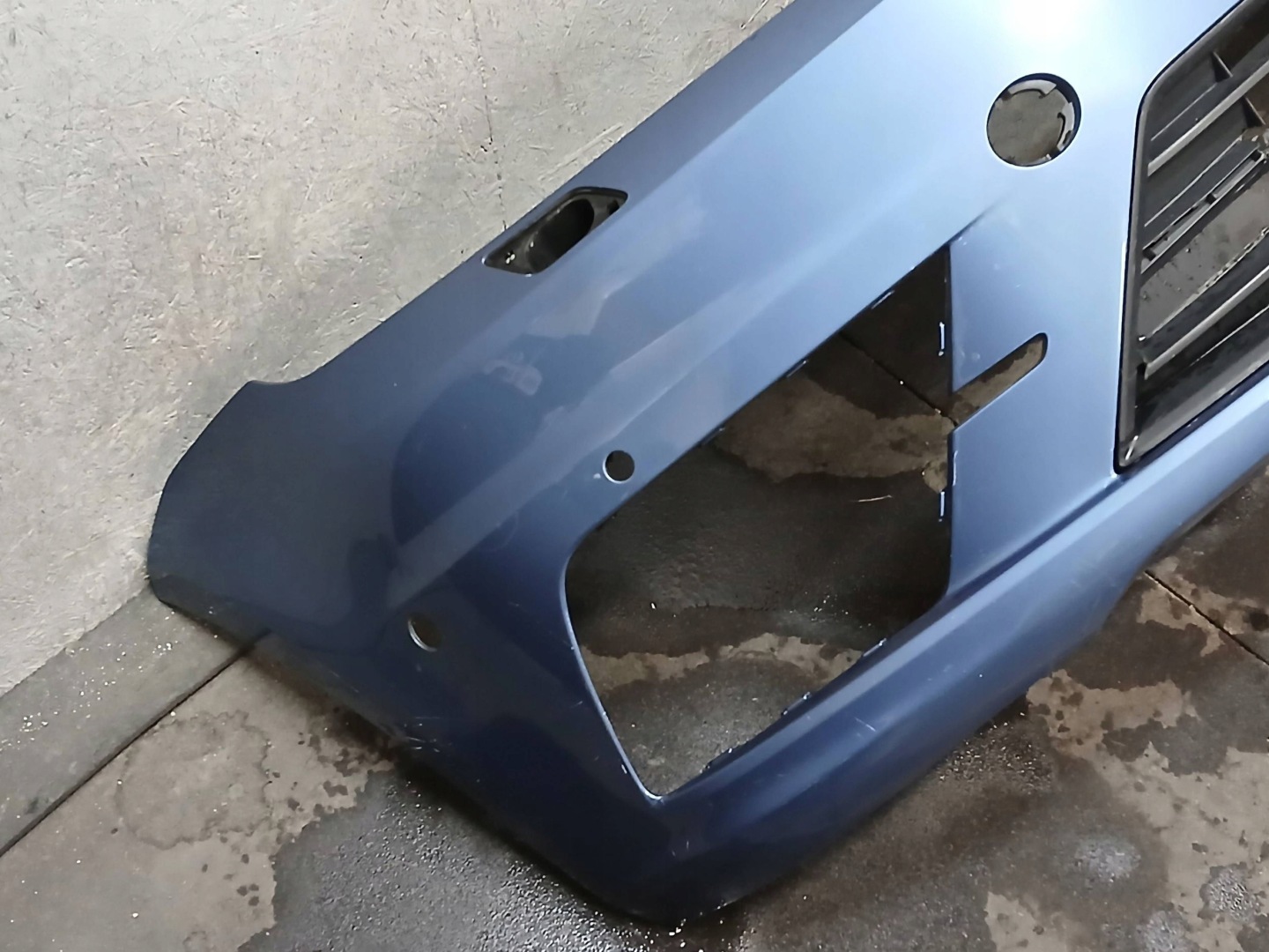 bumper front VW CADDY 2K5 15-20