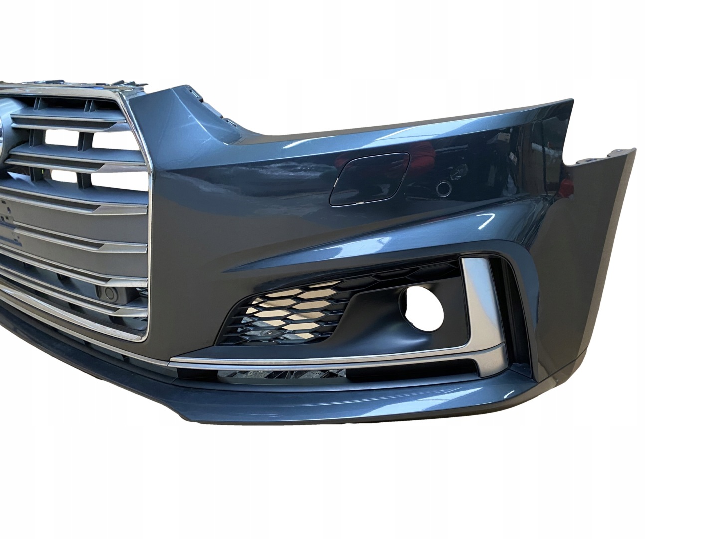 AUDI S5 8W bumper front LX7L