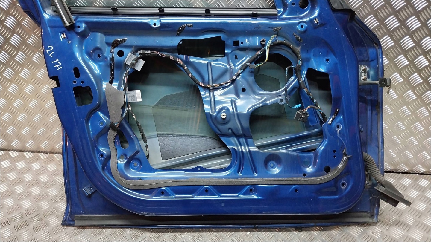 Tür vorne links BMW 1 E87 04