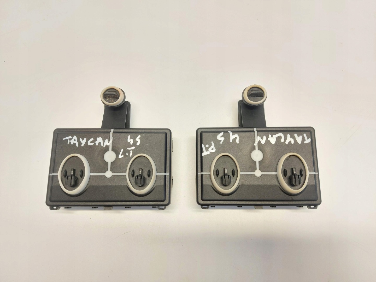 Porsche Taycan 4S 9J1 2021r module control unit door rear part 4M0959795N