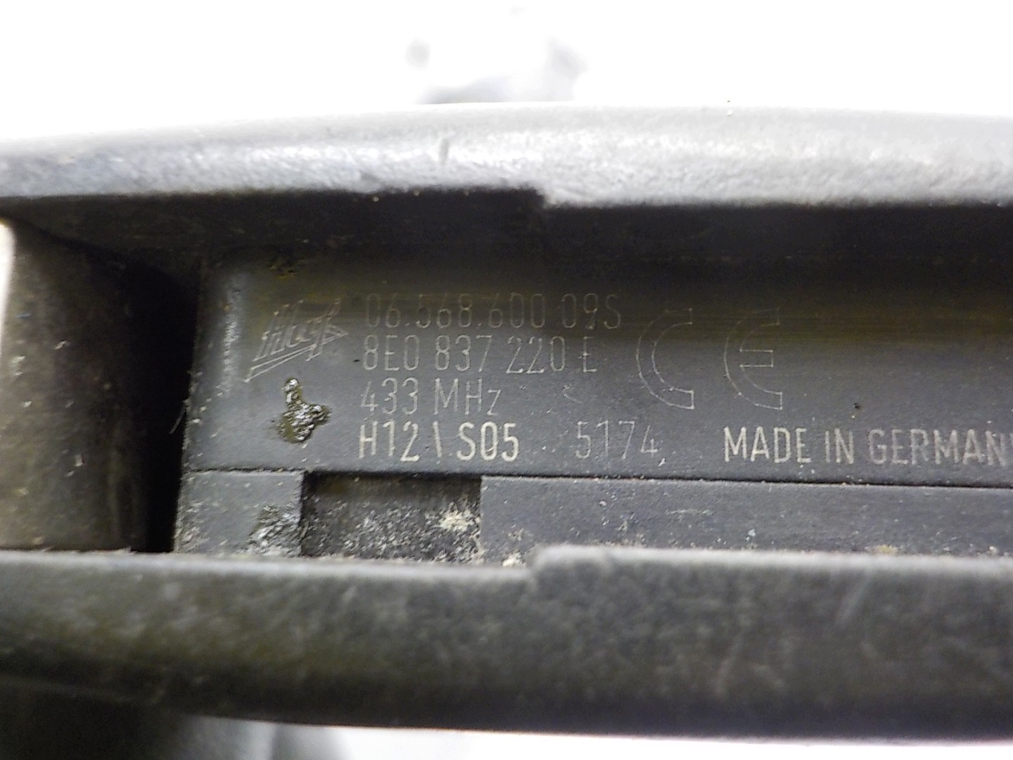 AUDI TT II A3 8P key PILOT 433MHZ