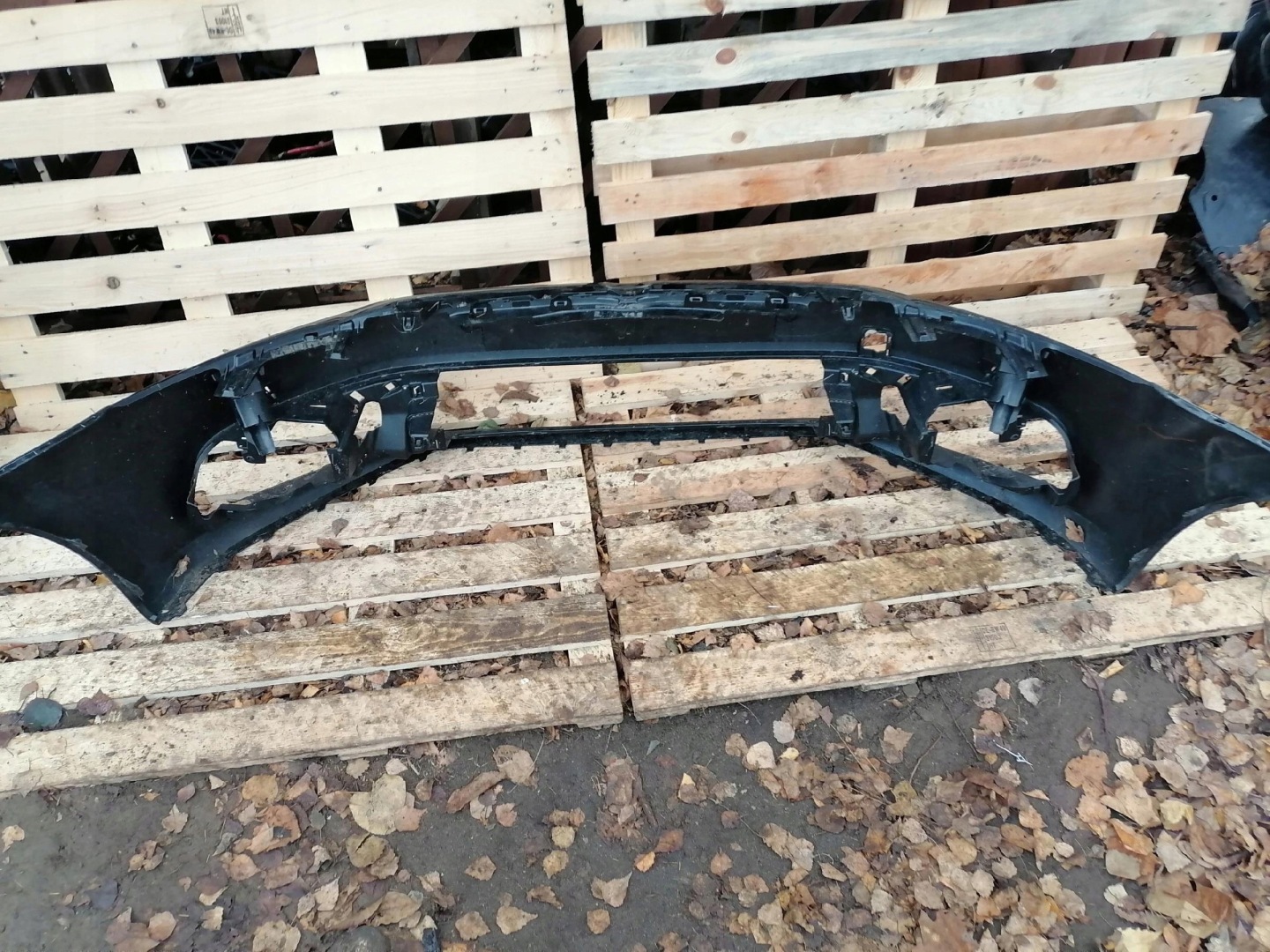 bumper front VOLKSWAGEN POLO XENON PDC 6C0807221