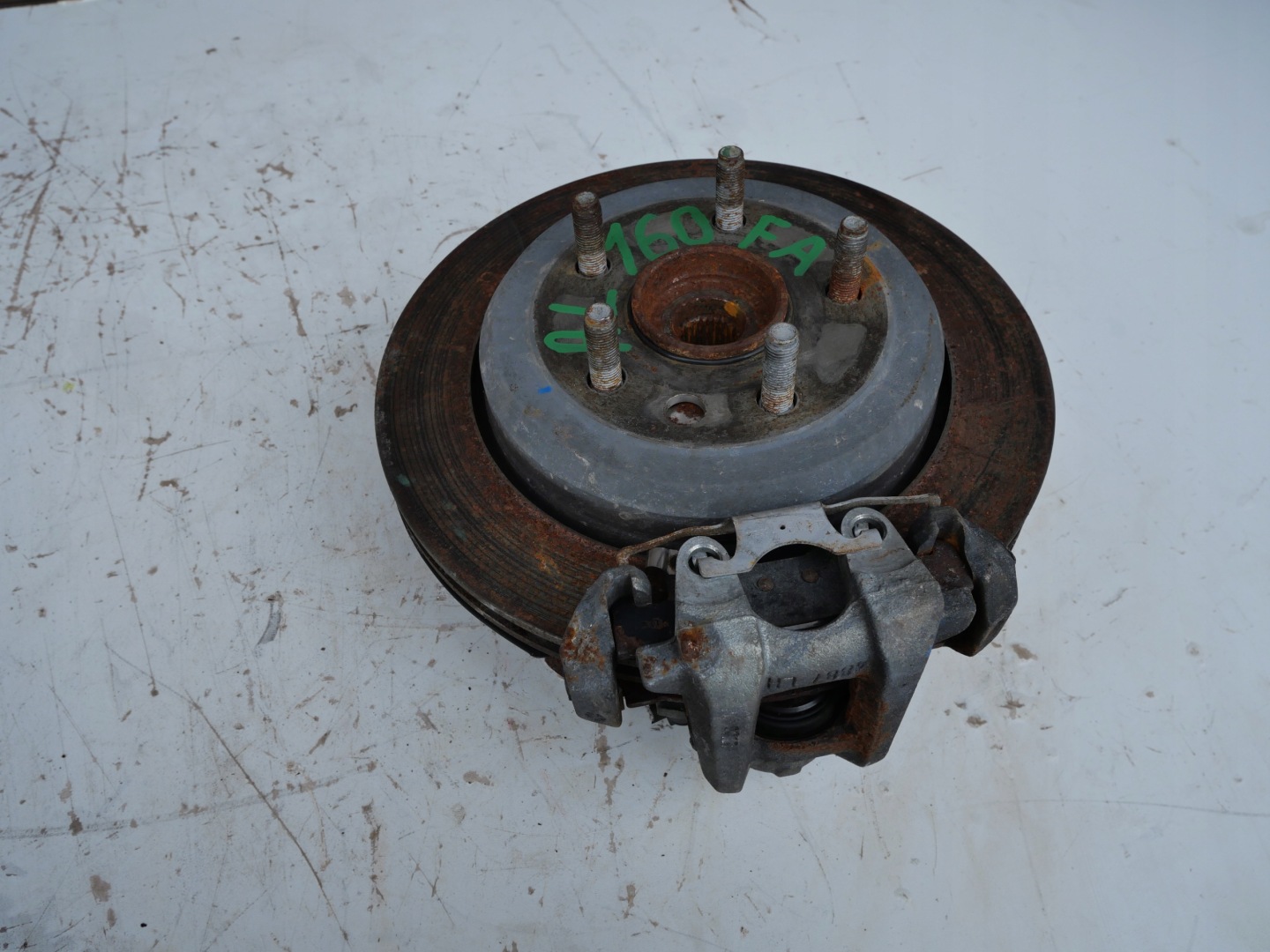 JEEP GRAND CHEROKEE WK2 swing left 04877113AC