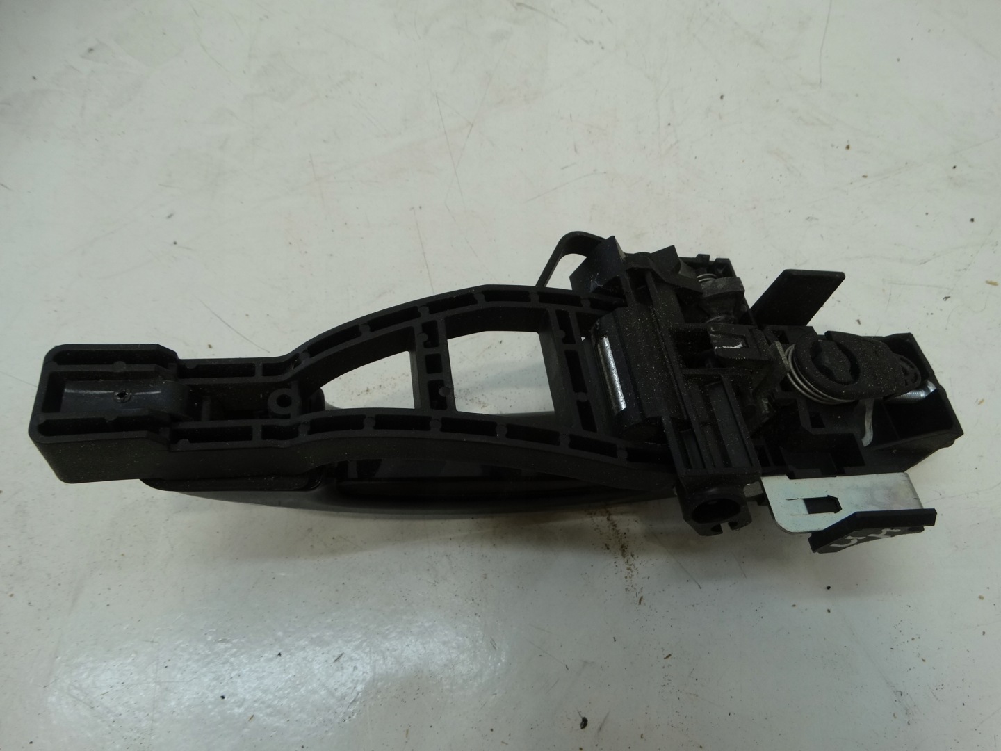 handle exterior left front FORD FOCUS MK3 10-18R.