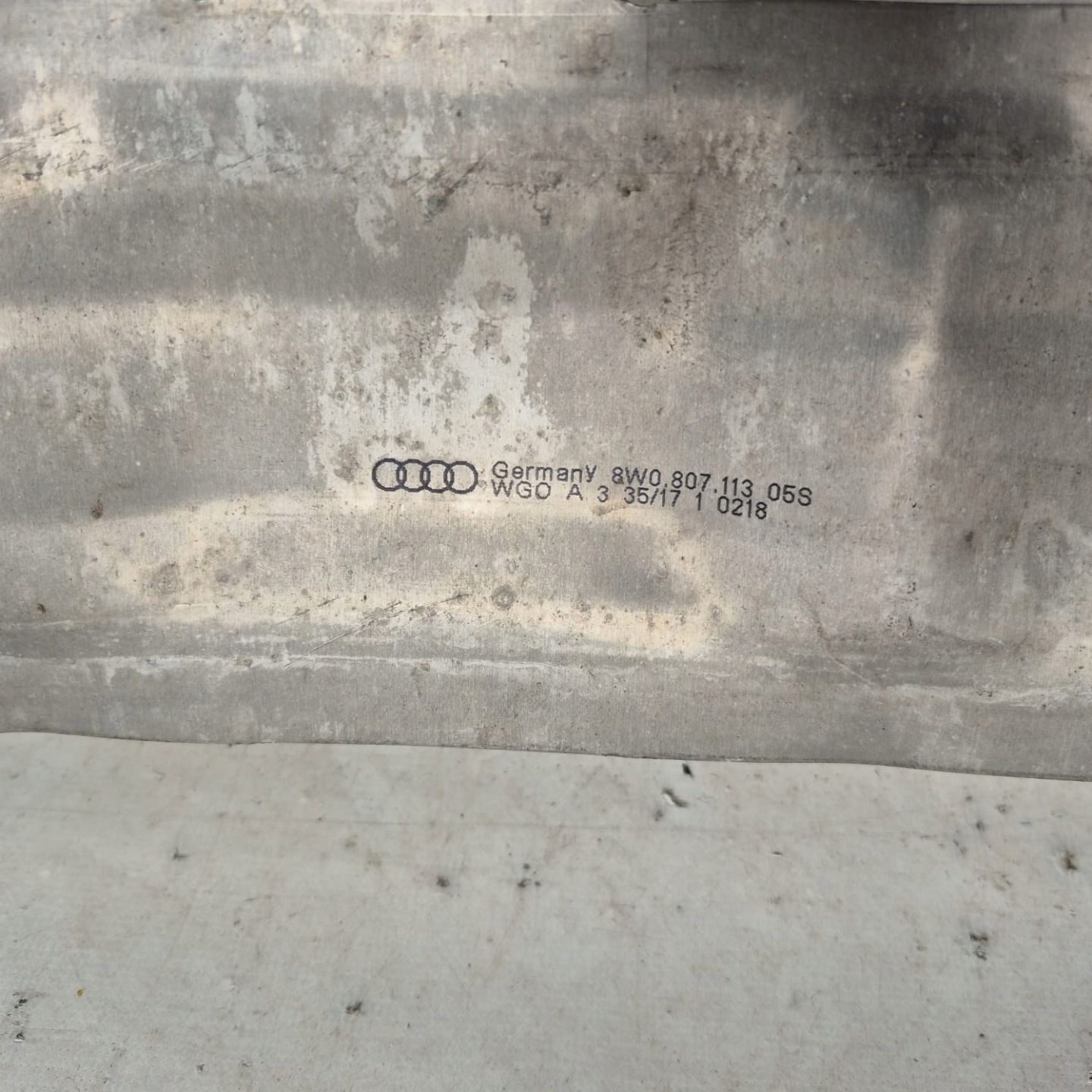 AUDI A4 B9 8W0 sider front front below front bumper 8W0807113