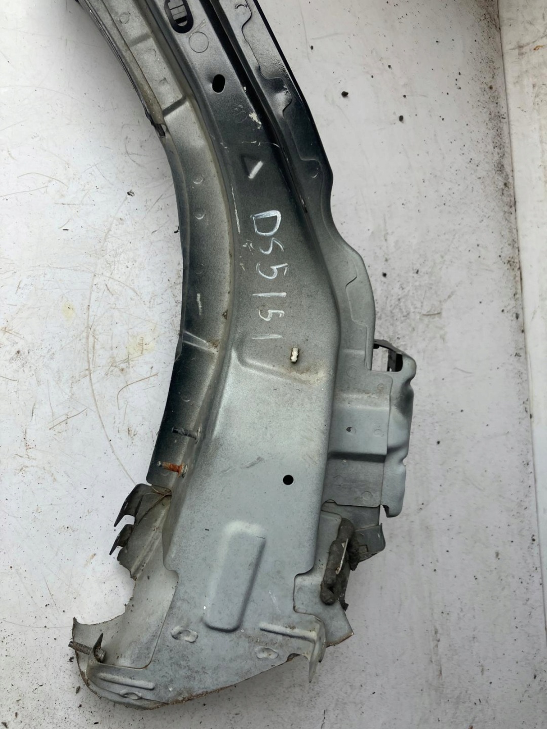 Longeron Gauche Avant Support plaque Aile CITROEN DS5