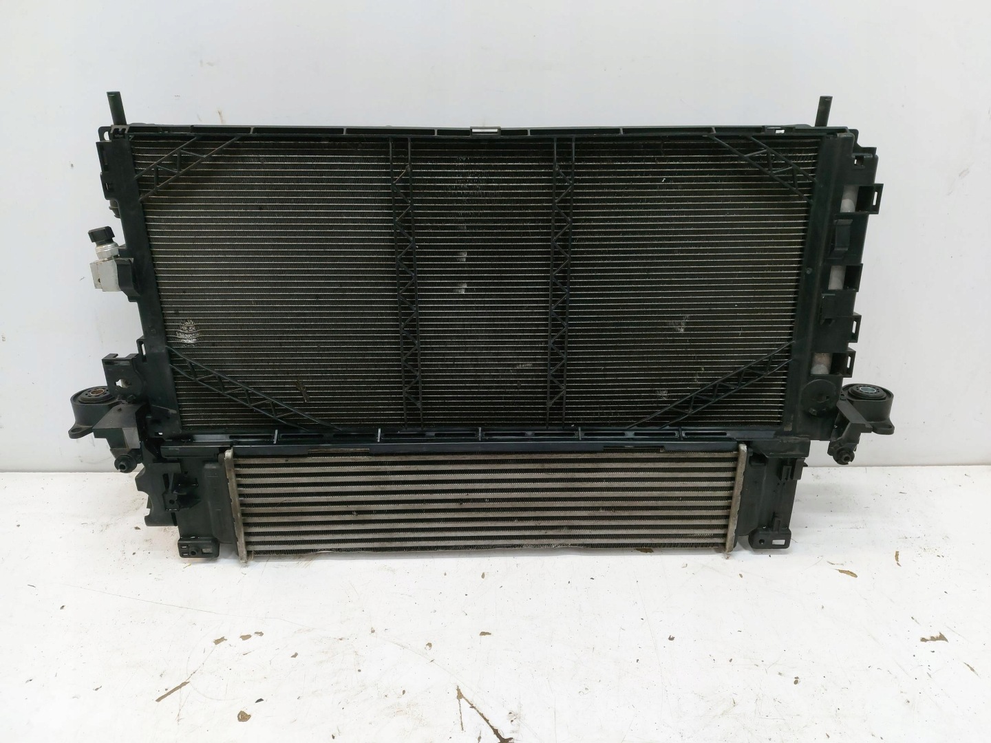 Volvo XC40 D4 chladiče ventilátor obal komplet 2.0d 32222109