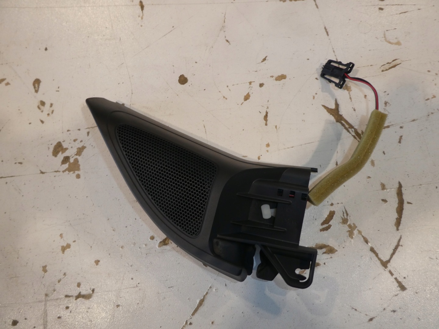 TROJKAT speaker VW GOLF VI 5K0837986