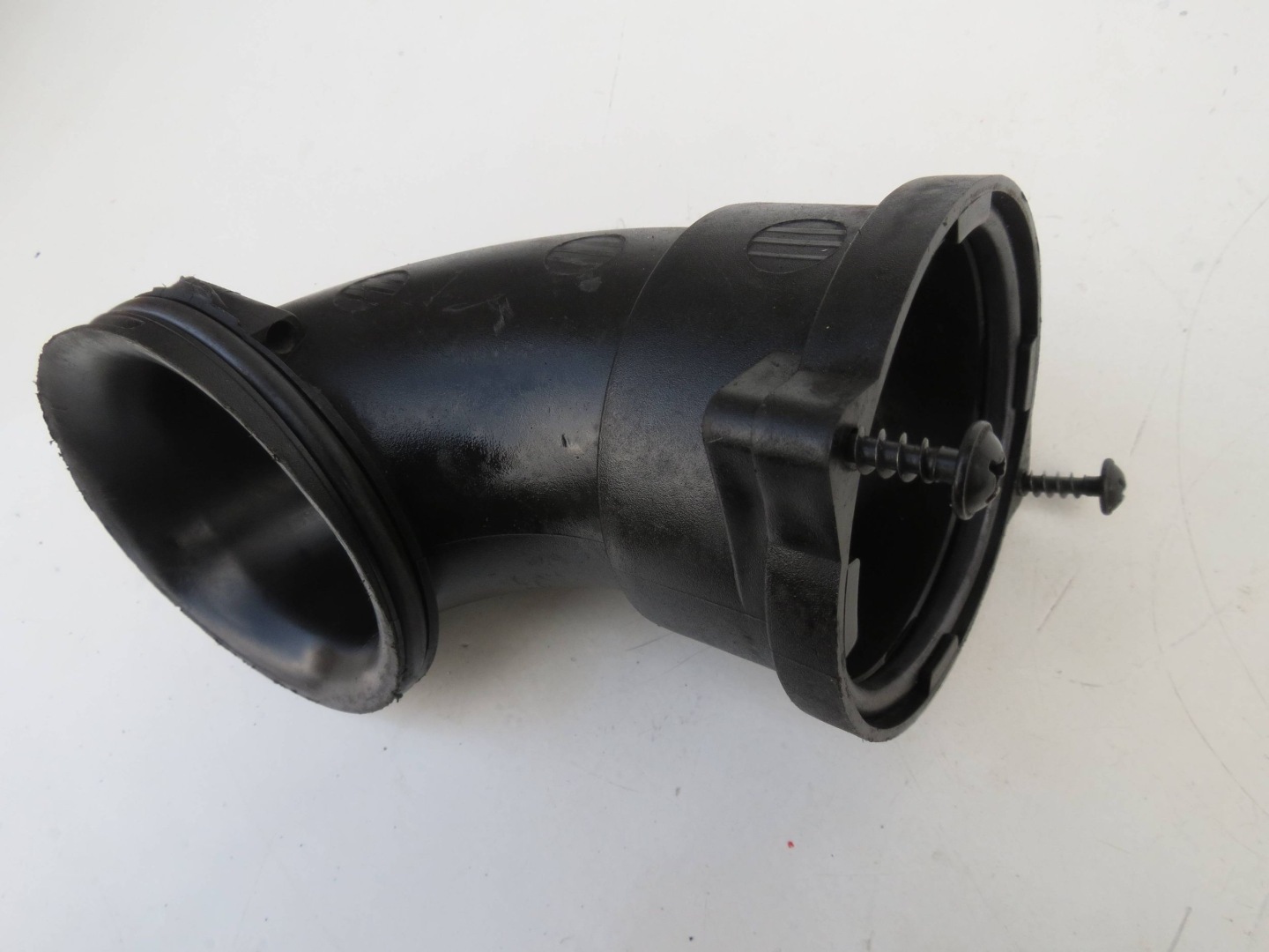 hadice trouba intercoolera PORSCHE CAYENNE 4.5 V8 7L0128533