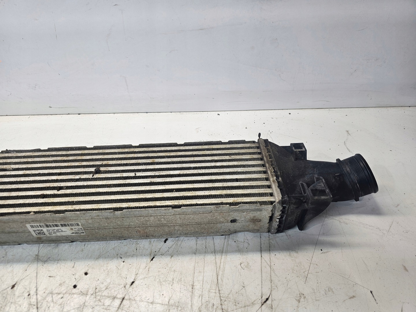 INTERCOOLER KÜHLER LUFT AUDI A4 B9 A5 8W 8W0145805AD