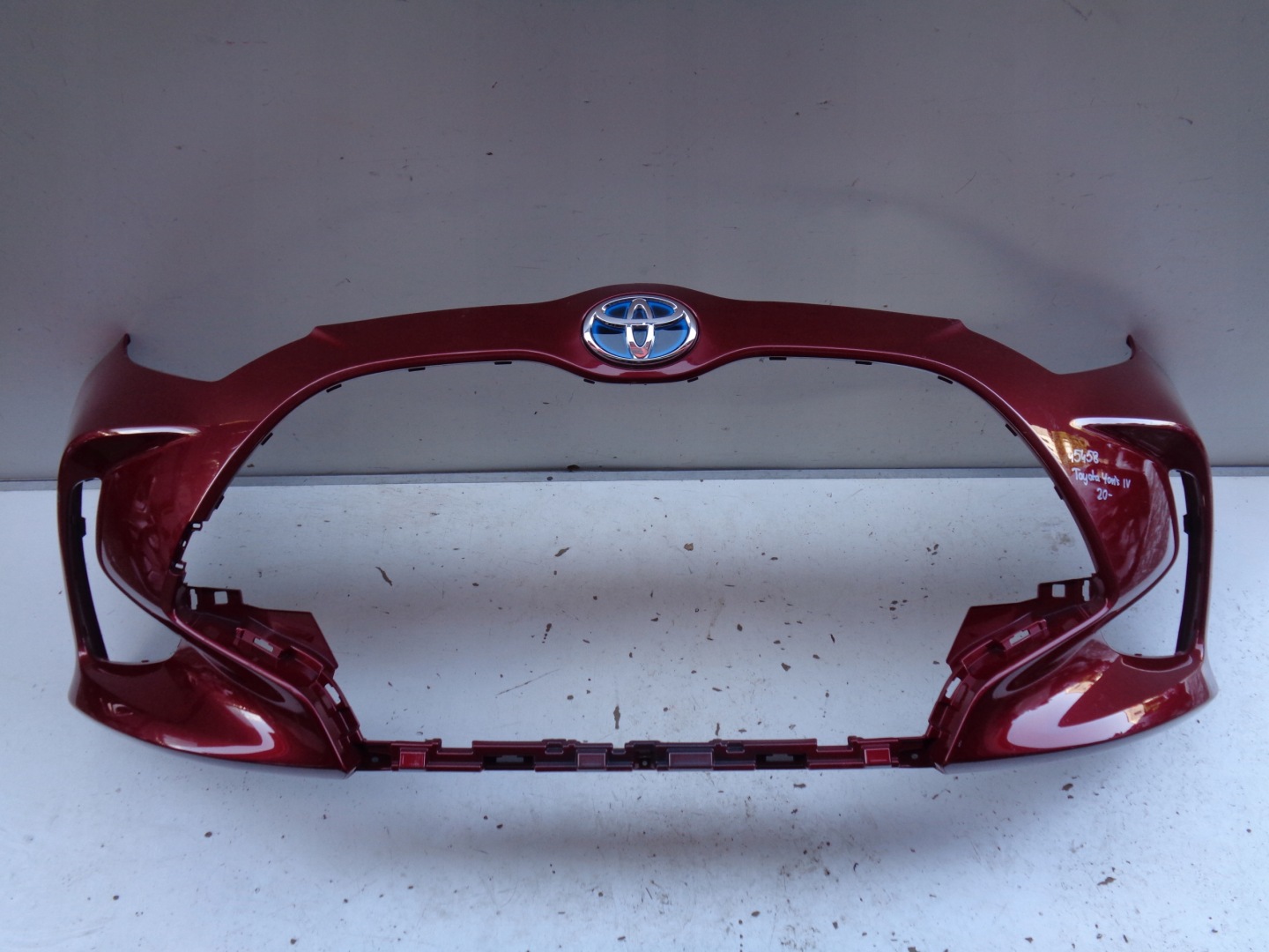 Frontstoßstange TOYOTA YARIS IV 20- NR 45458