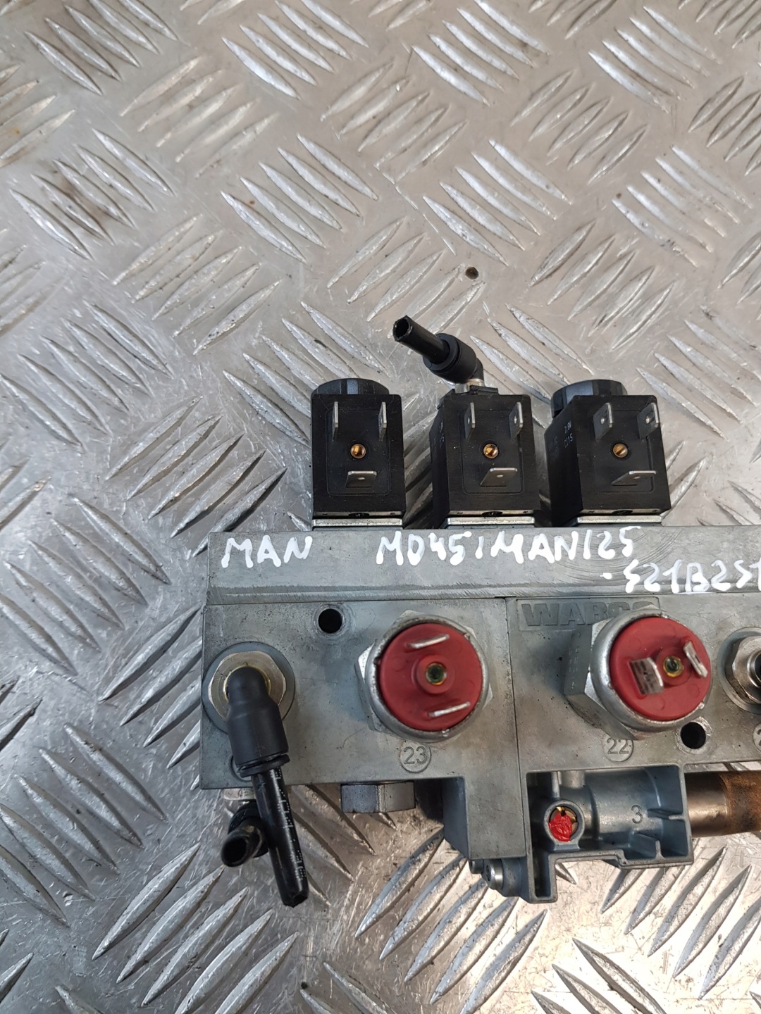 Sensor MAGNETYCZNY OTWIERANIA Tür WABCO 4726000220