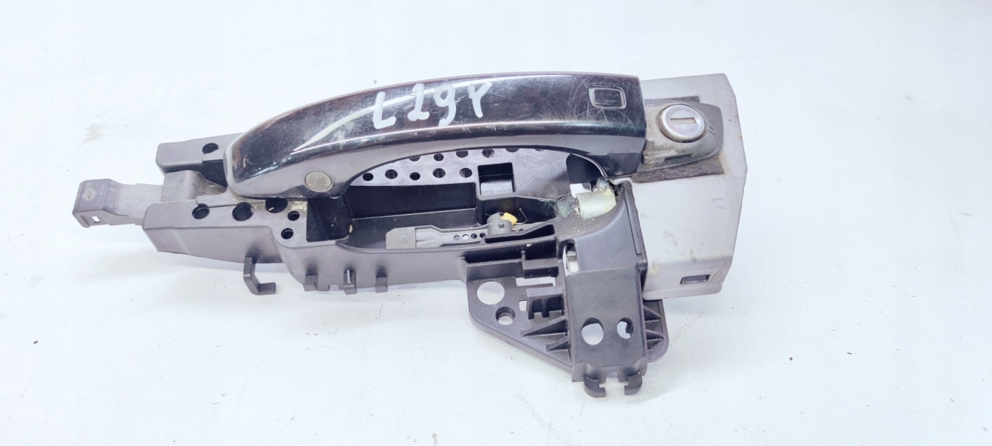 handle left front AUDI A6 A7 A8 4H1837885 LZ9Y
