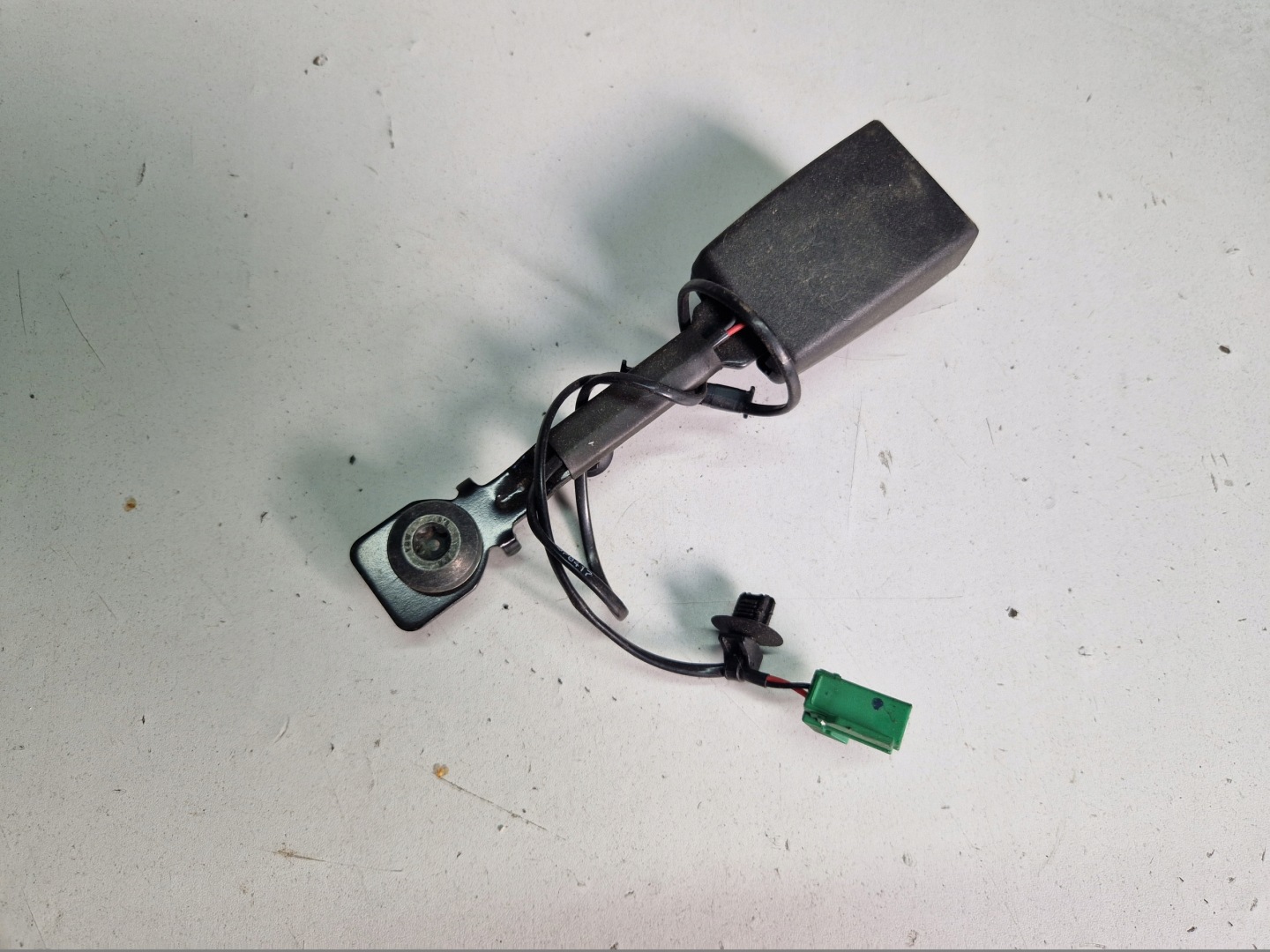 FORD KA Positif + Fixation arbre ceintures sécurité de Sécurité Droit G1B5-A61208-BCW