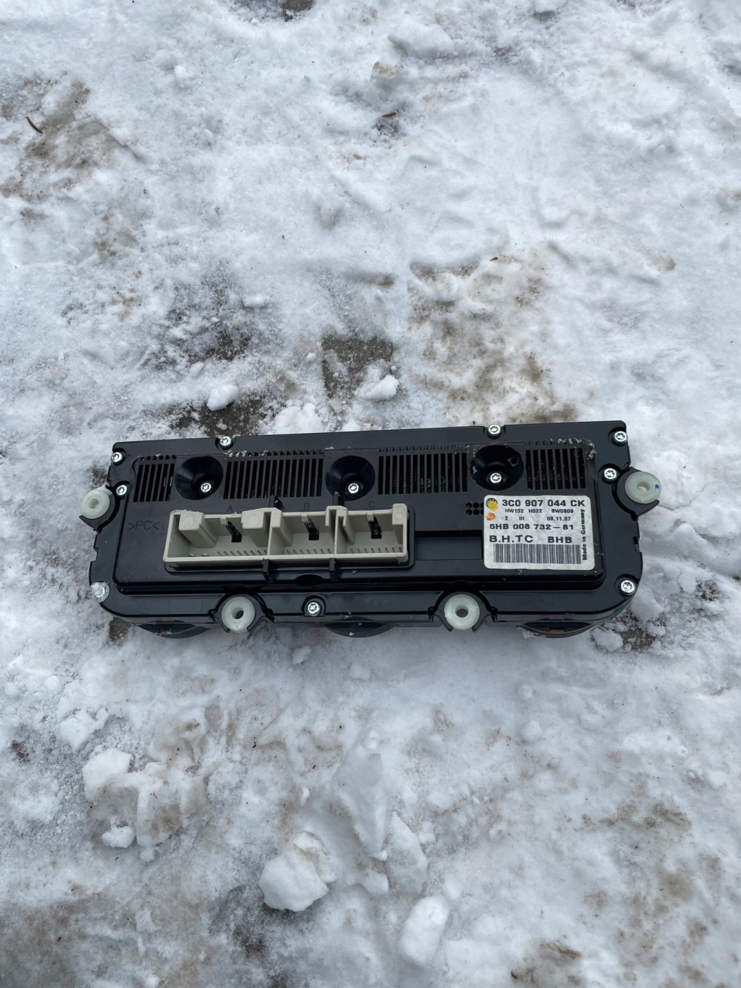 control panel air conditioning devices VOLKSWAGEN PASSAT B6