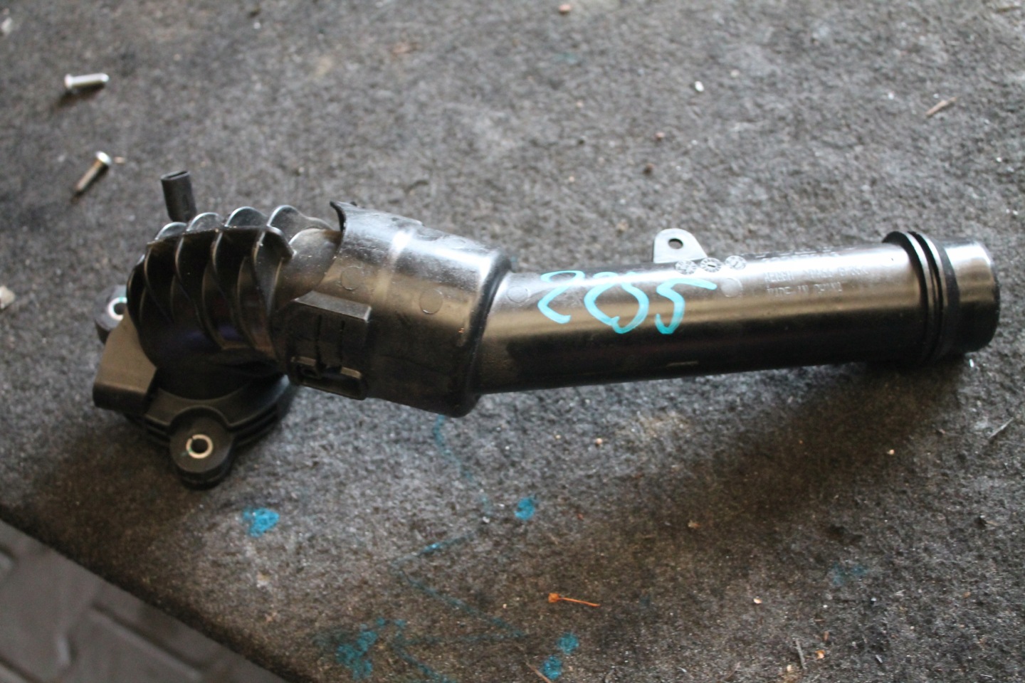 2255. pipe wiring DOLOTU air VOLVO 32257943
