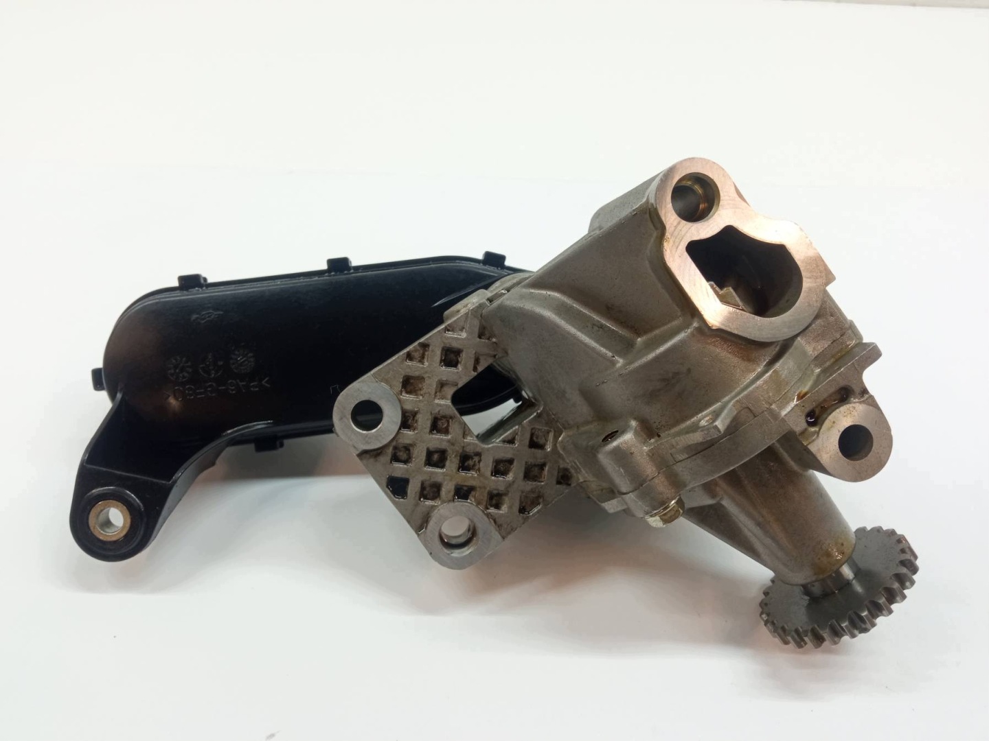 oil pump 1.6 E-TECH Renault Captur II (2019-)