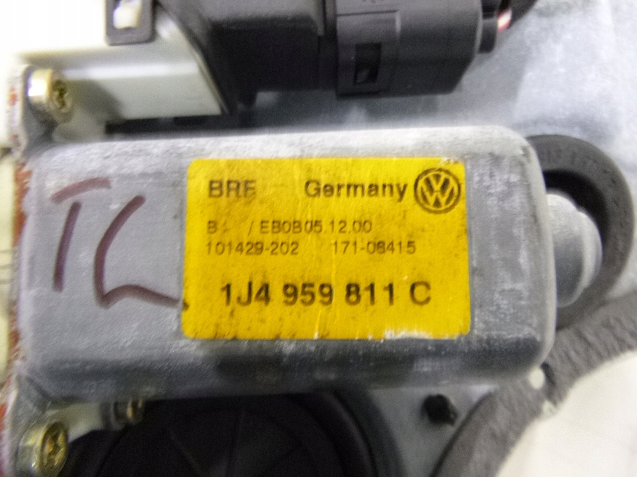 MÉCANISME VITRE ARRIÈRE VW GOLF IV KOMBI 2001 R.