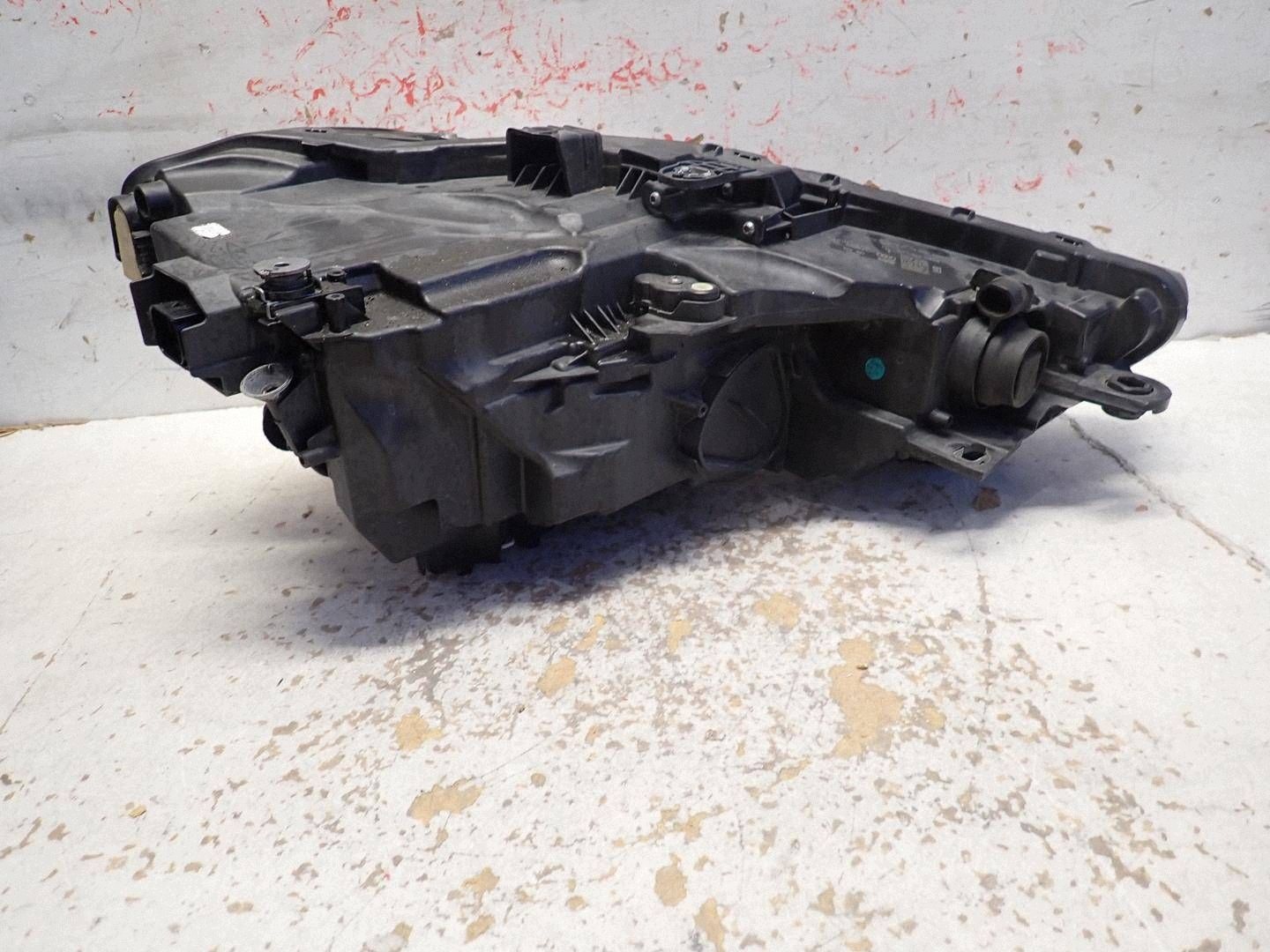 light front front left AUDI A5 III B10 2024- FULL LED 8B3941011K