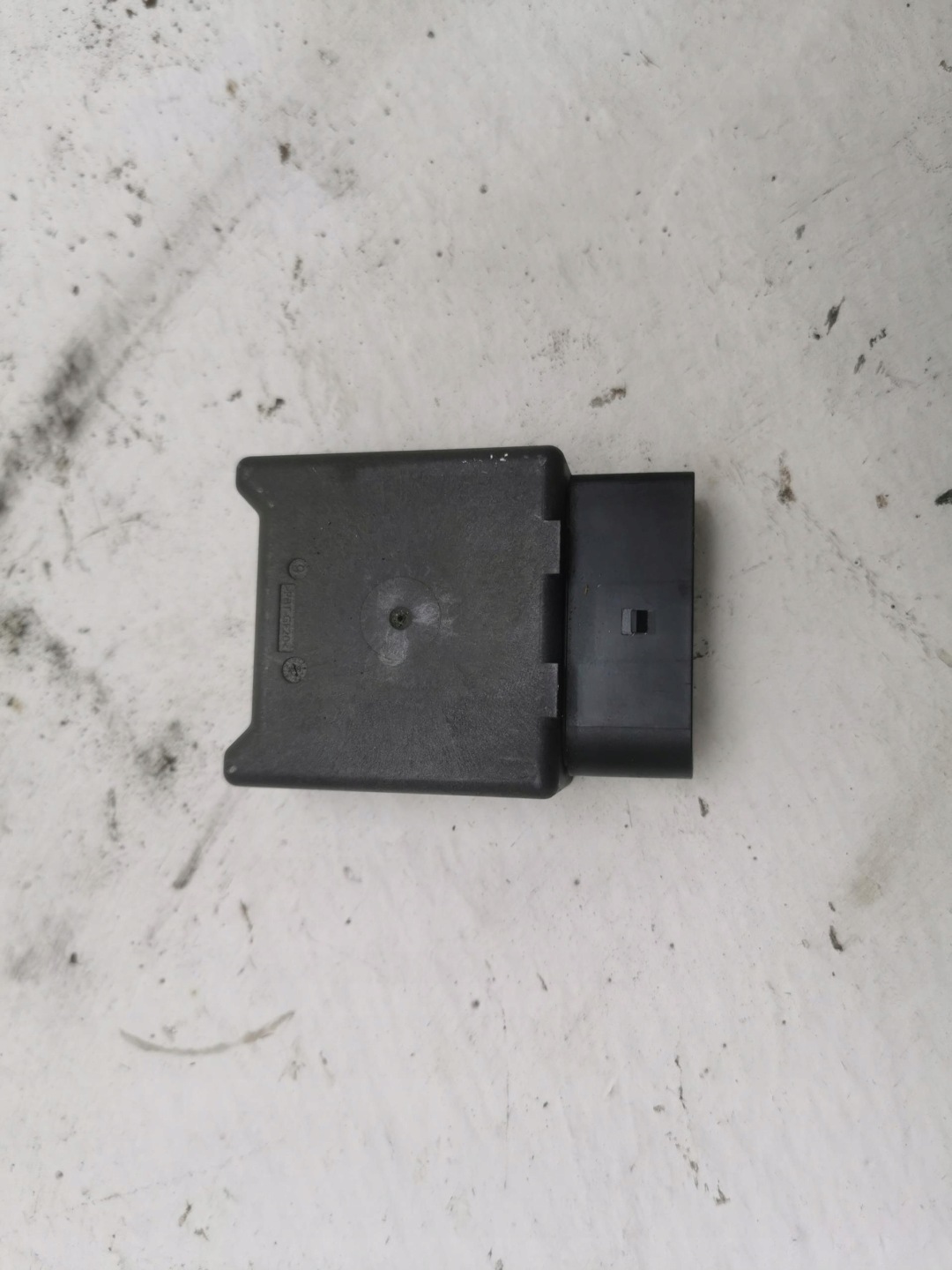 Bedienteil POMPY des Kraftstoffsbehälters VW GOLF VIII 5Q0906093A