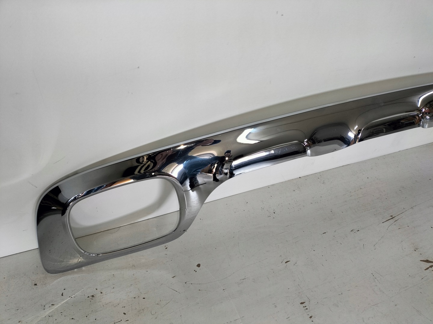 spoiler Paraurti posteriore MERCEDES GLA X156 17- AMG