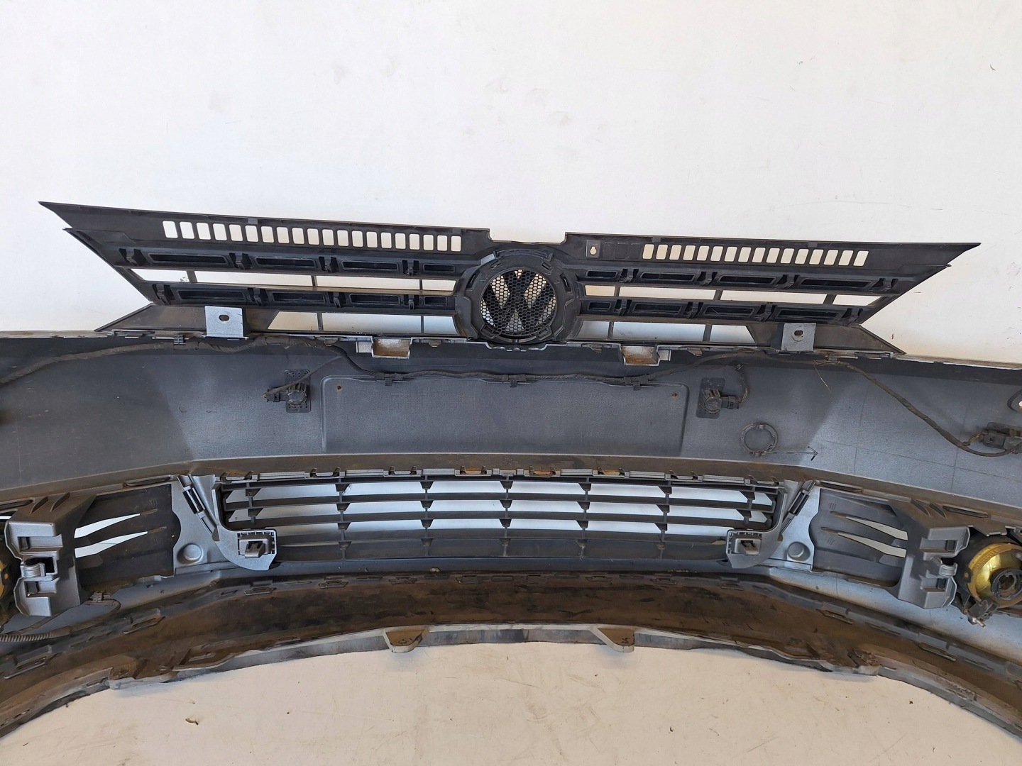 VOLKSWAGEN GOLF VI plus 08-13 bumper + grille + PDC 5M0807221