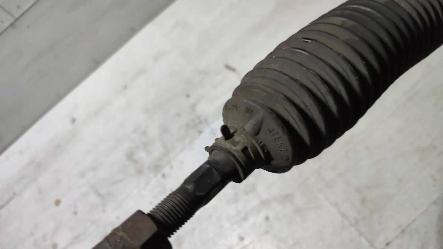 Mazda 3 III BM 17r Barre Direction
