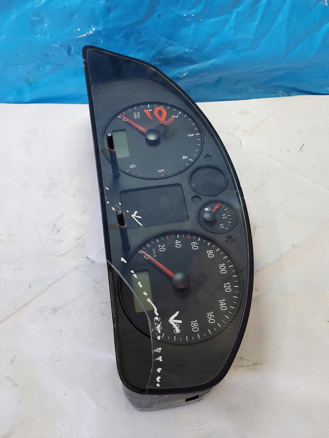 dials clock VW T5 1.9 TDI 7H0920852A