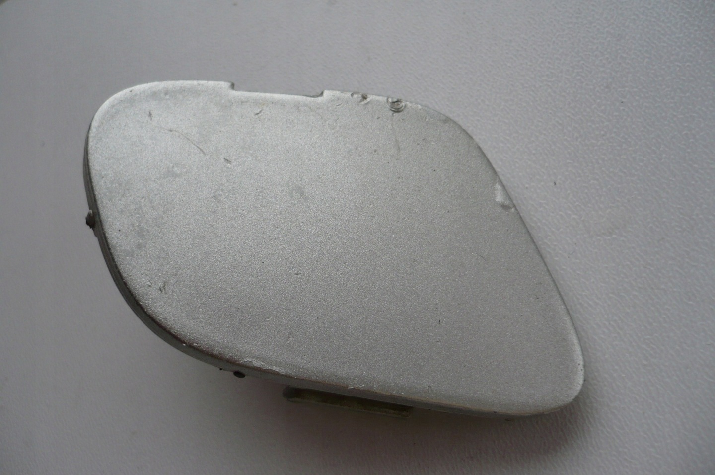 TOYOTA PREVIA II 00-03 towing hook cap bumper front right