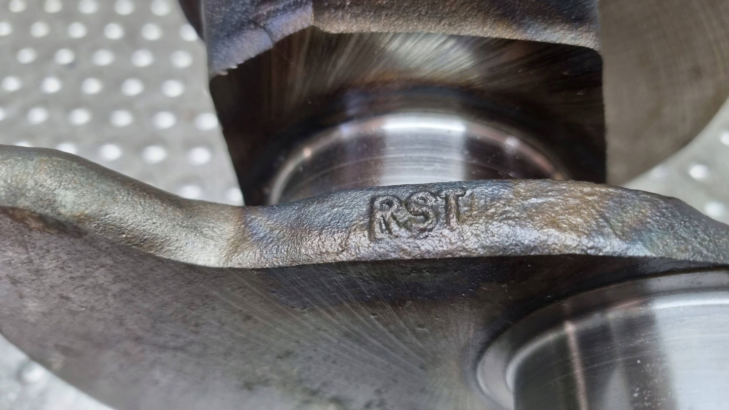 crank NOMINAL 06EP 06E101P AUDI A4 B7 A6 C6 A8 D3 3.2 FSI AUK