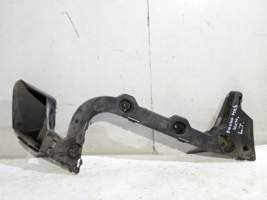 Ford Focus MK3 kombi bumper bracket left rear part