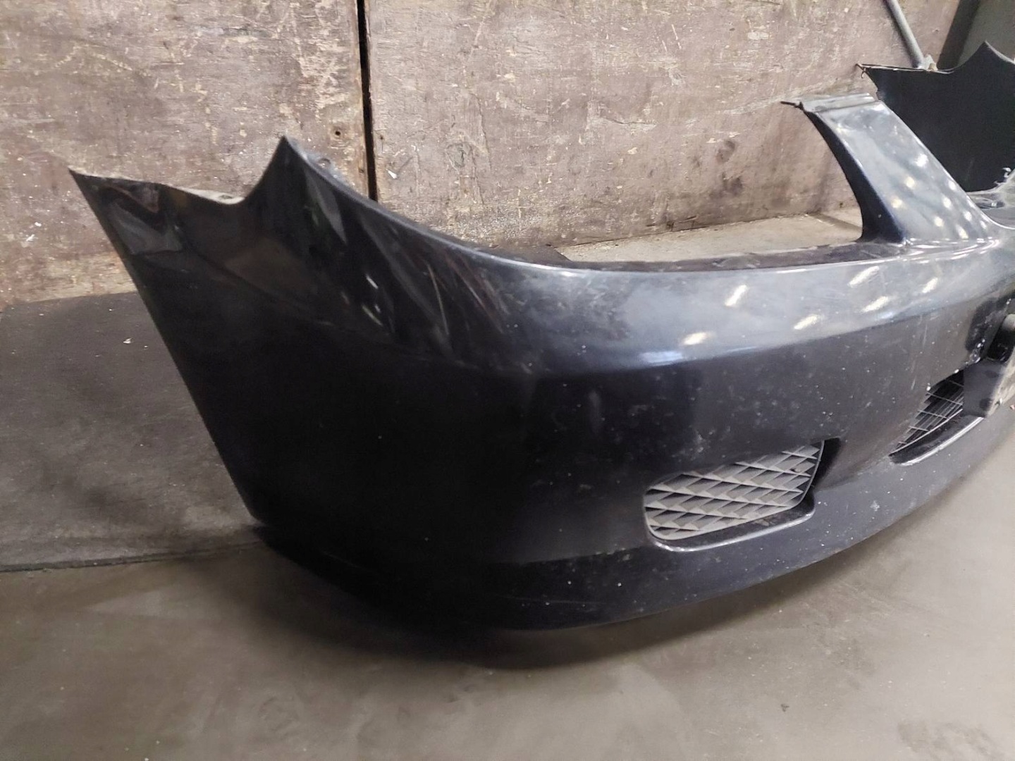 bumper front MAZDA 323F BJ 22V