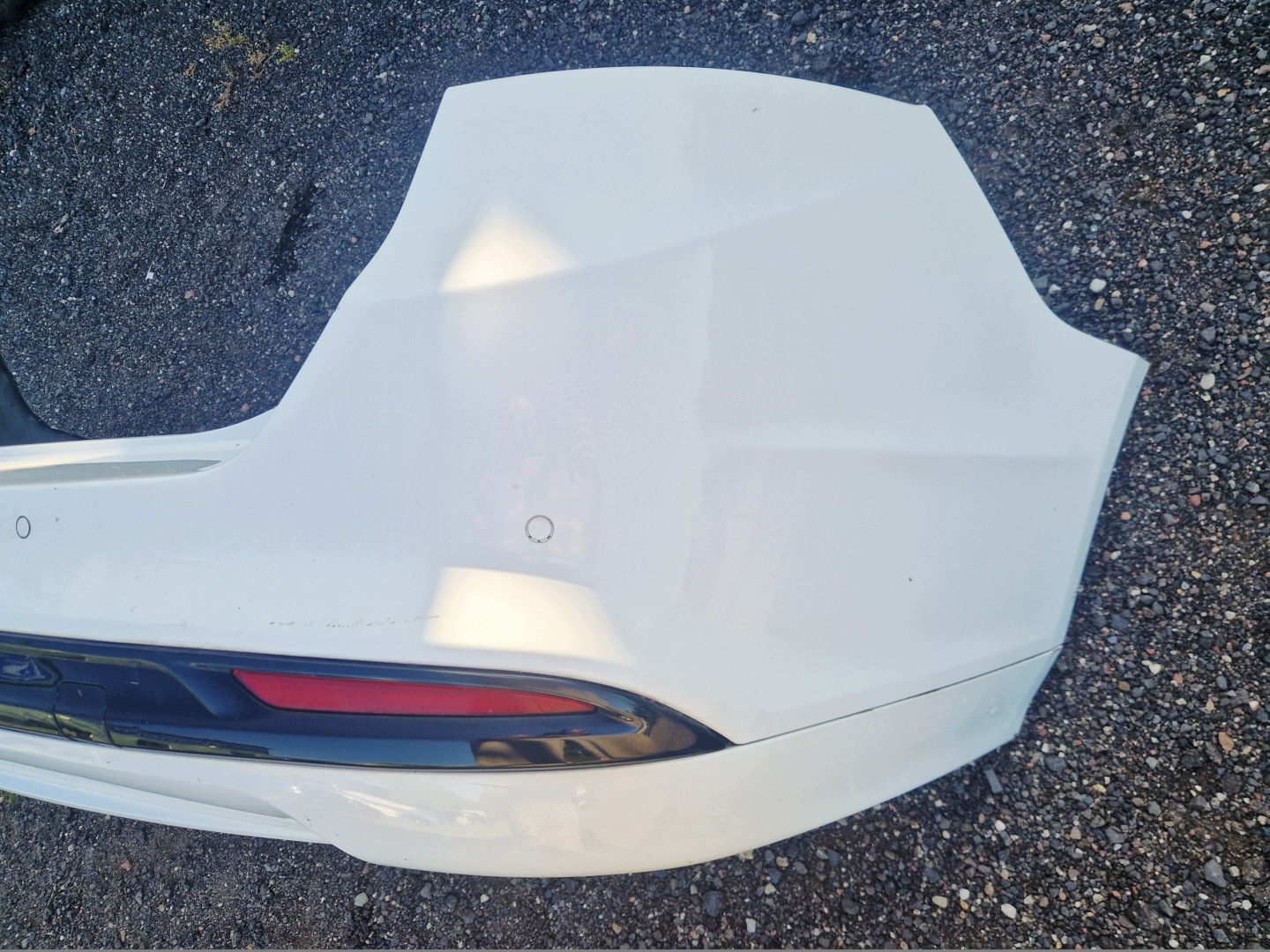 FORD MONDEO MK5 HB 5D bumper rear part TYLNI white colour FD