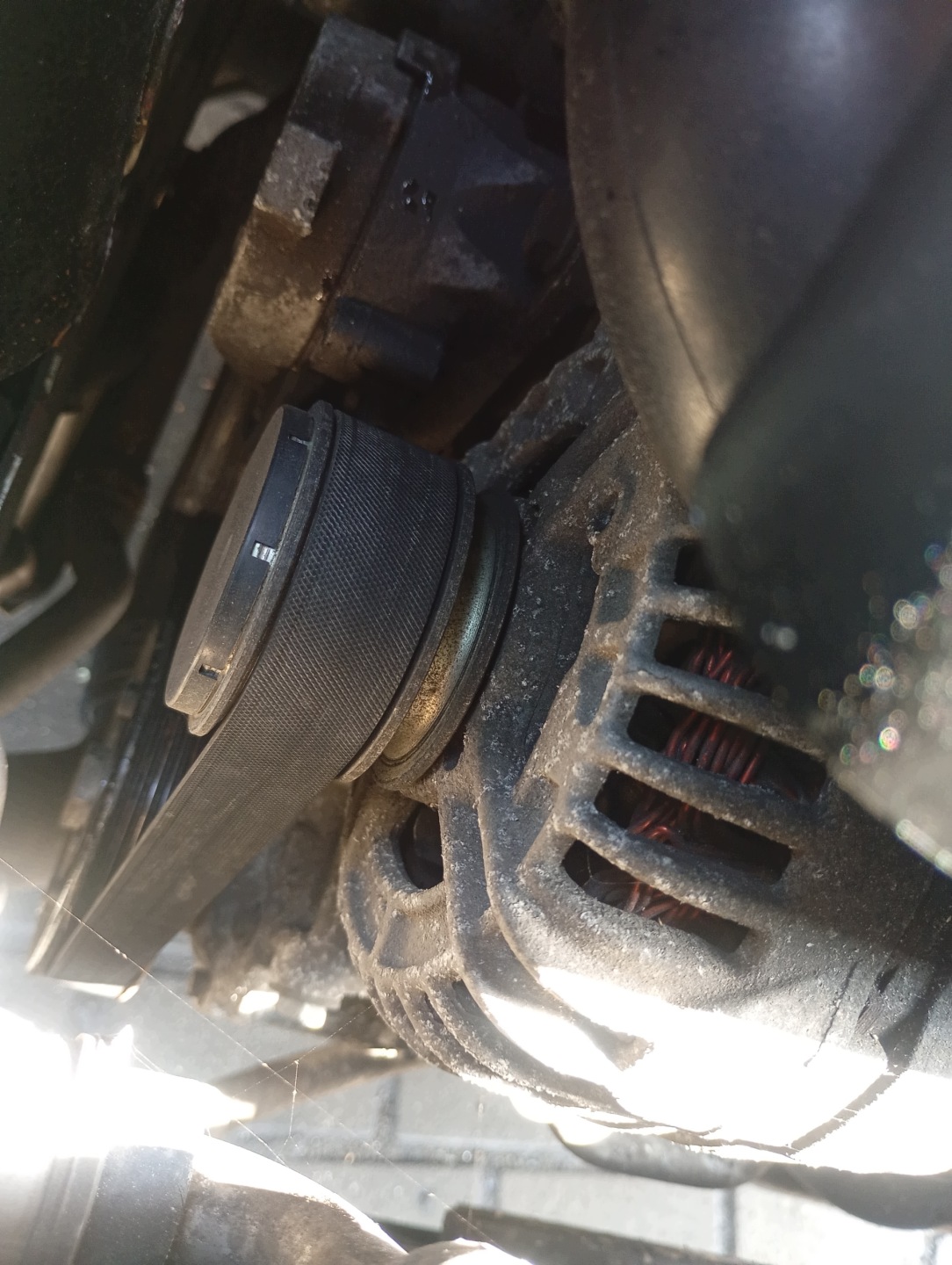 ALTERNATOR VW Touran 1 l 03-06 1.9 TDI