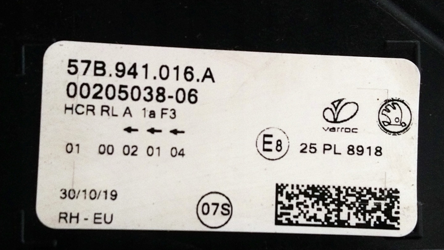 light right front SKODA KAROQ 57B941016A