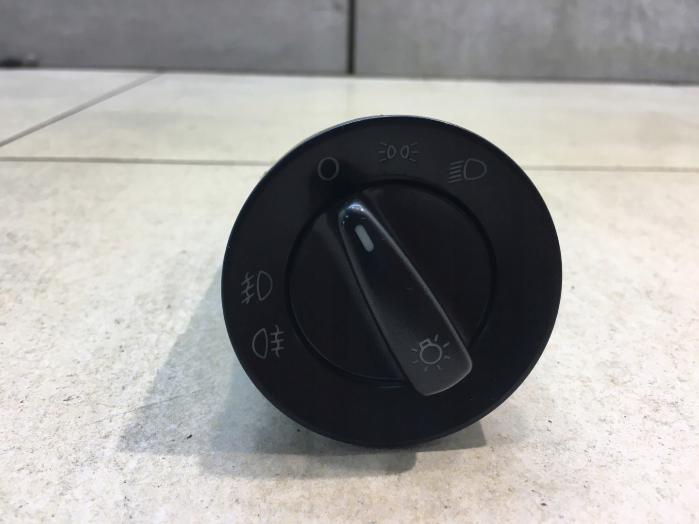 interruttore luci VW NEW BEETLE 1C0941531A