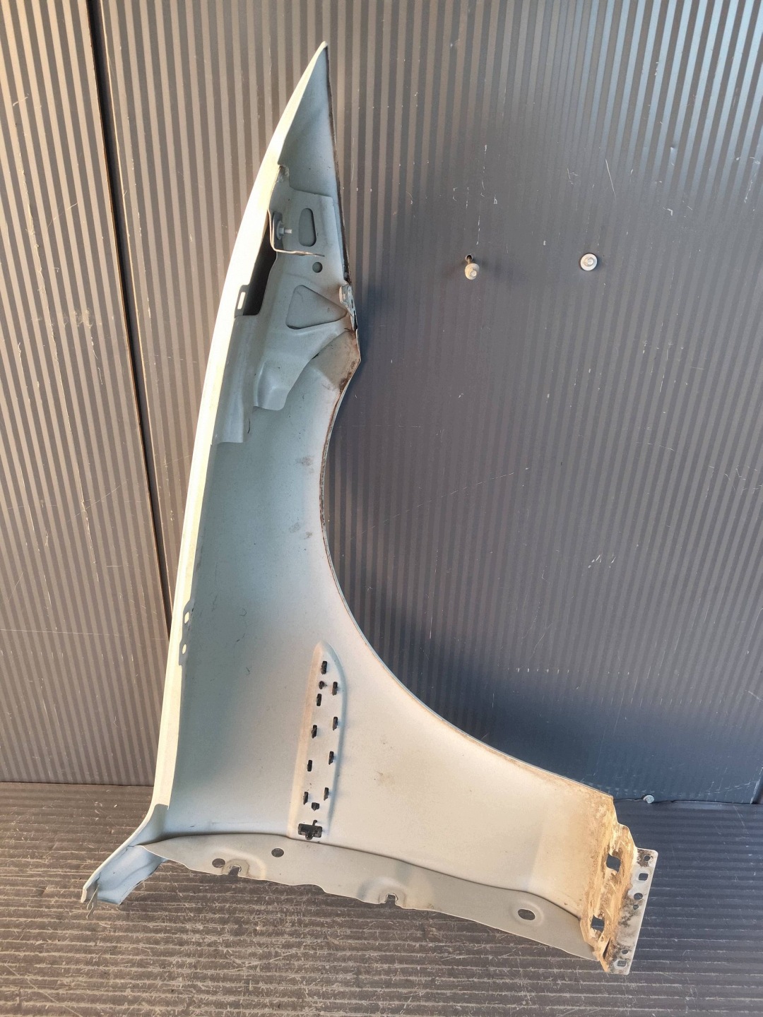 JAGUAR XE 760 fender front left LRC NAK complete DEMONTAZ