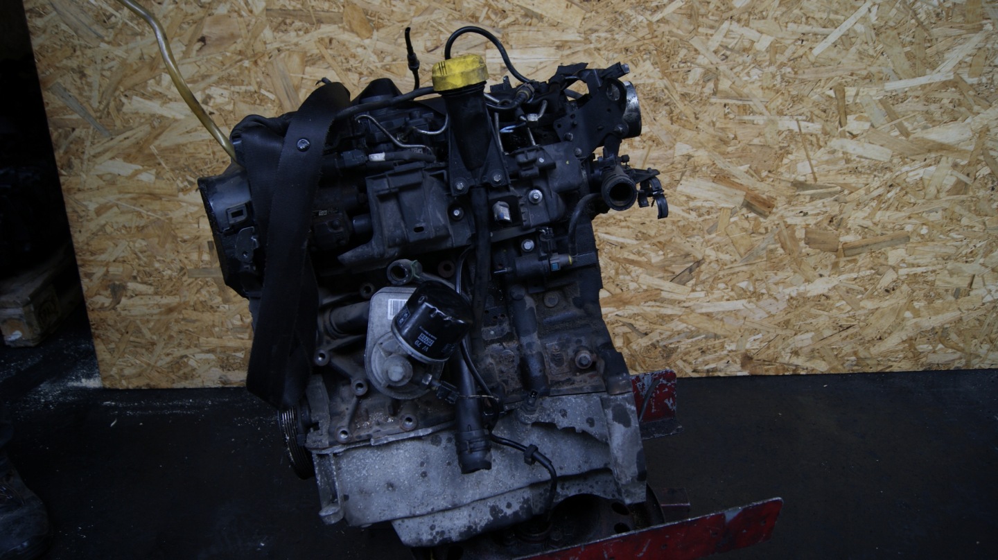engine DIESEL- pillar RENAULT MEGANE 3 K9K R846 1.5 DCI