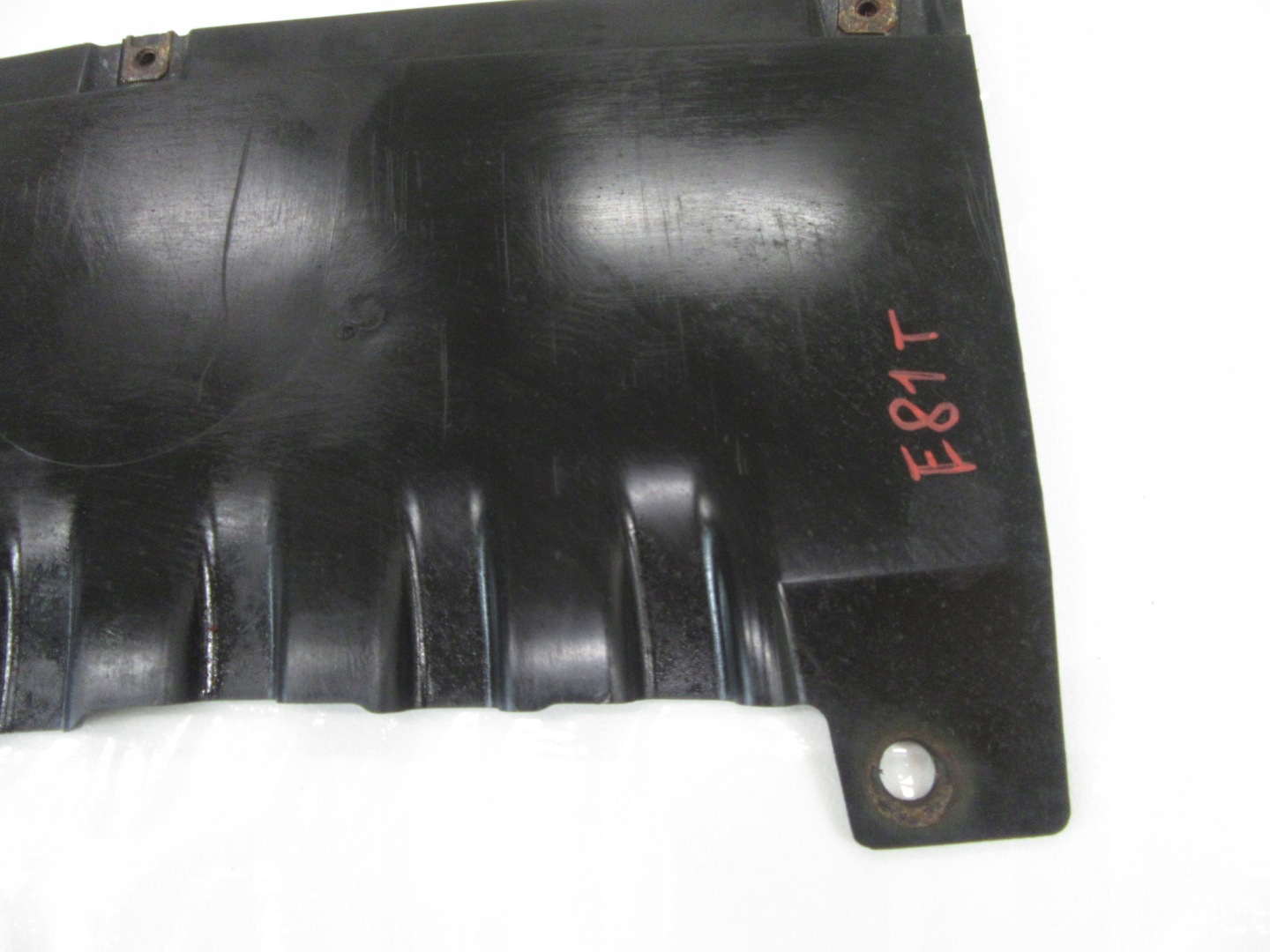 Blende Abdeckung Unterfahrschutz untere der Stoßstange mitte AHK BMW e81 e82 e87 e88