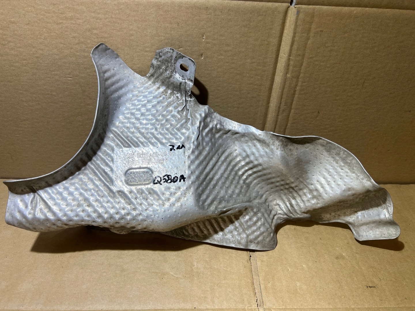 AUDI Q5 80A Blende Abdeckung TERMICZNA 80A399299F