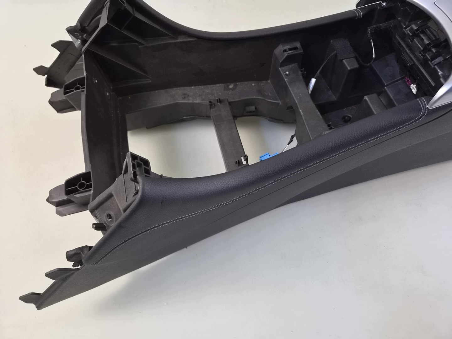 tunel central armrest MERCEDES GLC X253 W253