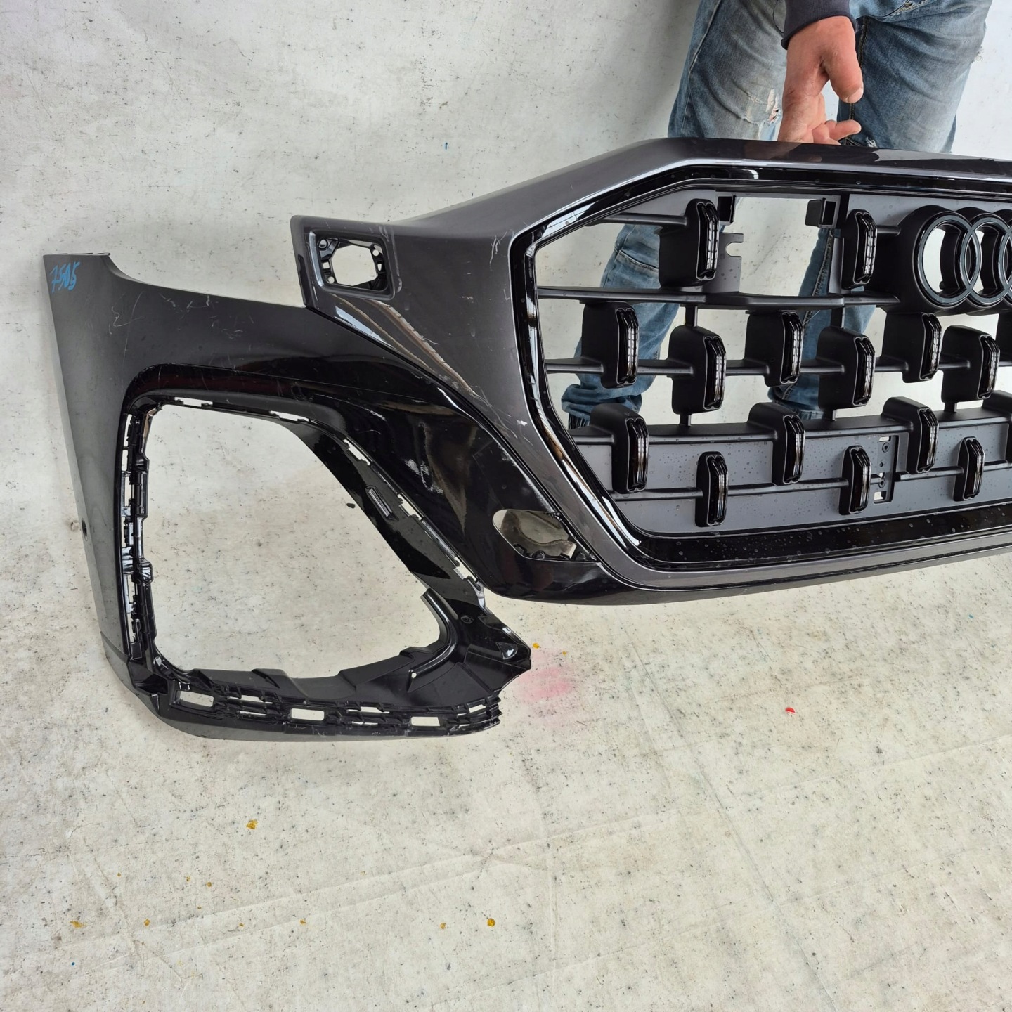 AUDI Q8 4M S-LINE LIFT 24- bumper front front SPR PDC
