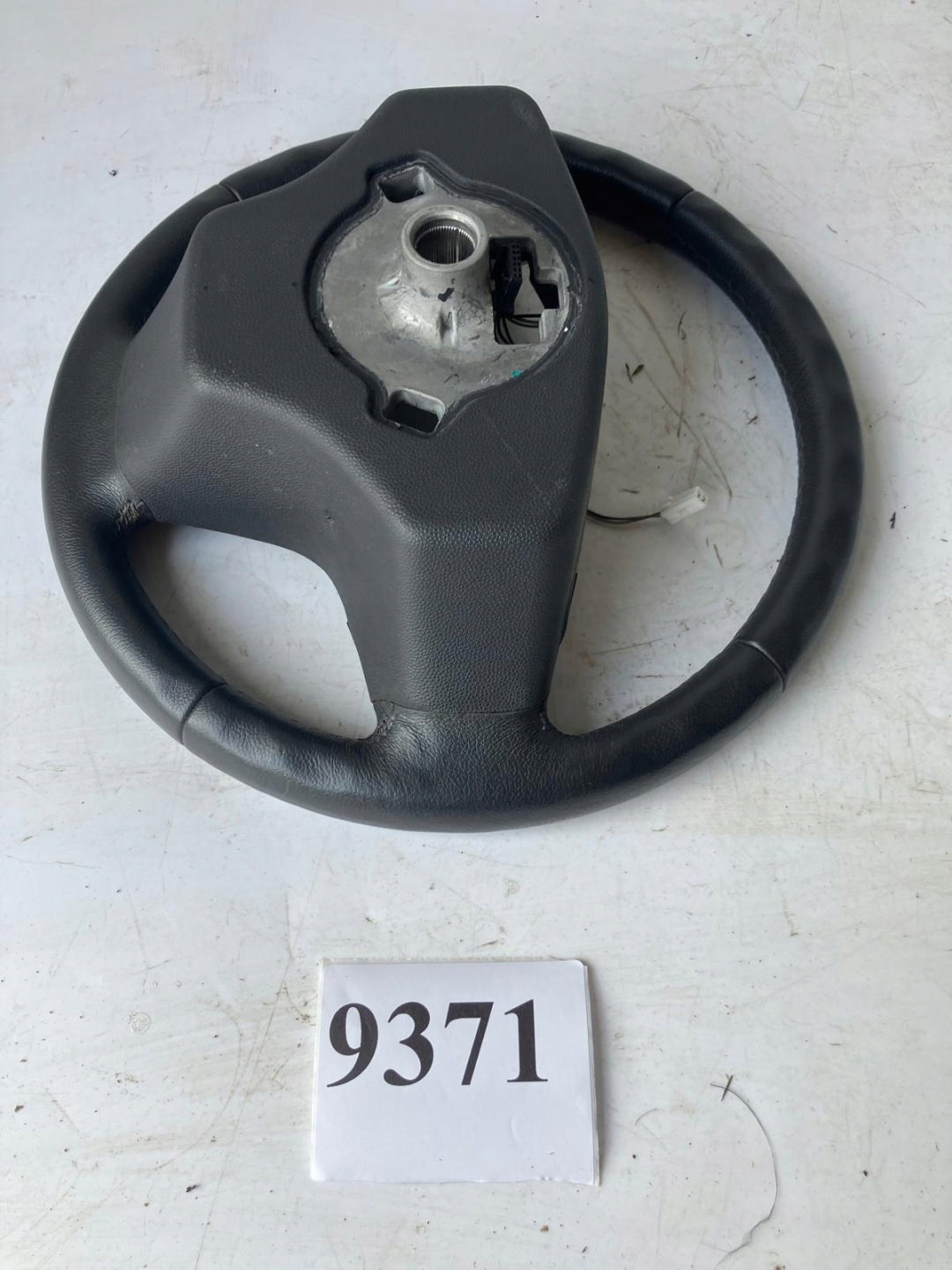 lenkrad SKORZANA MULTIFUNKCJA OPEL CORSA D