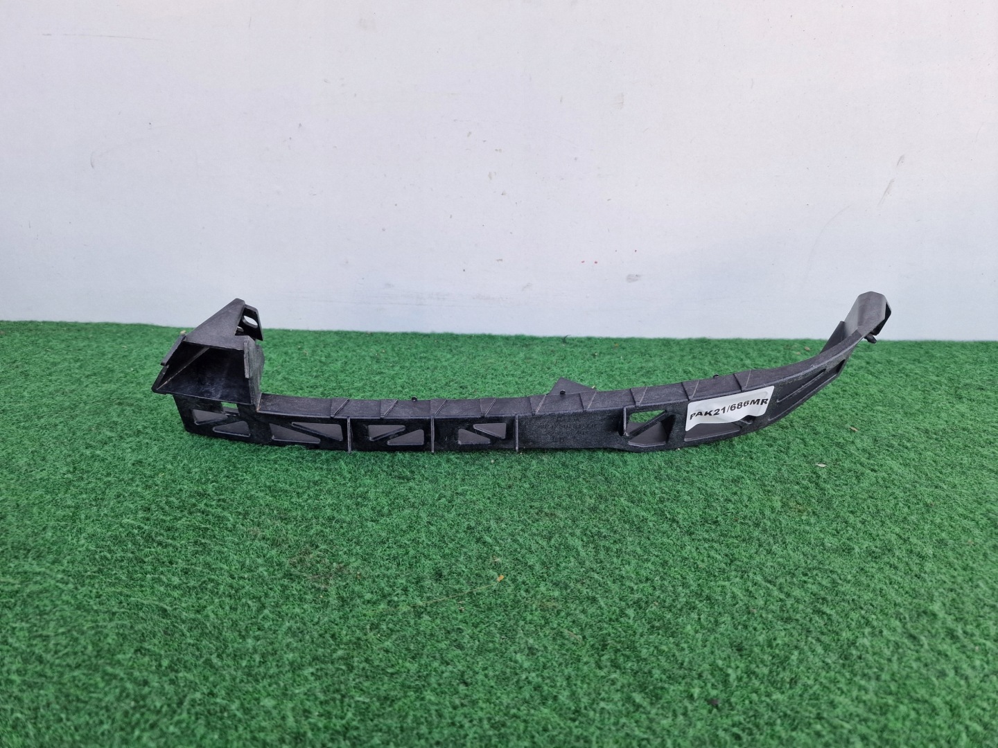 MAZDA 3 III BK 2003R+ bumper bracket lights left front BP4K50161 PAK21/686MR